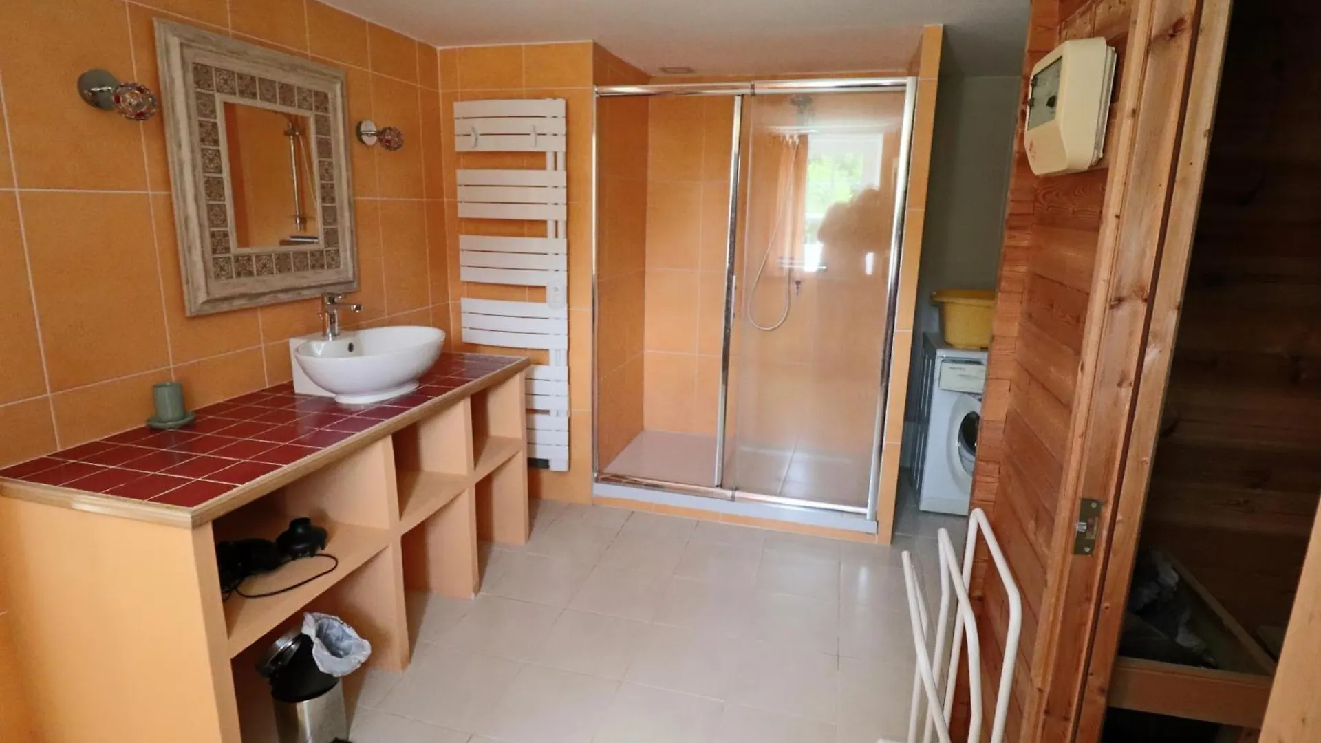 Holiday home 711- Spacieuse Ferme Bretonne Avec Sauna Et Grand Beuzec-Cap-Sizun France