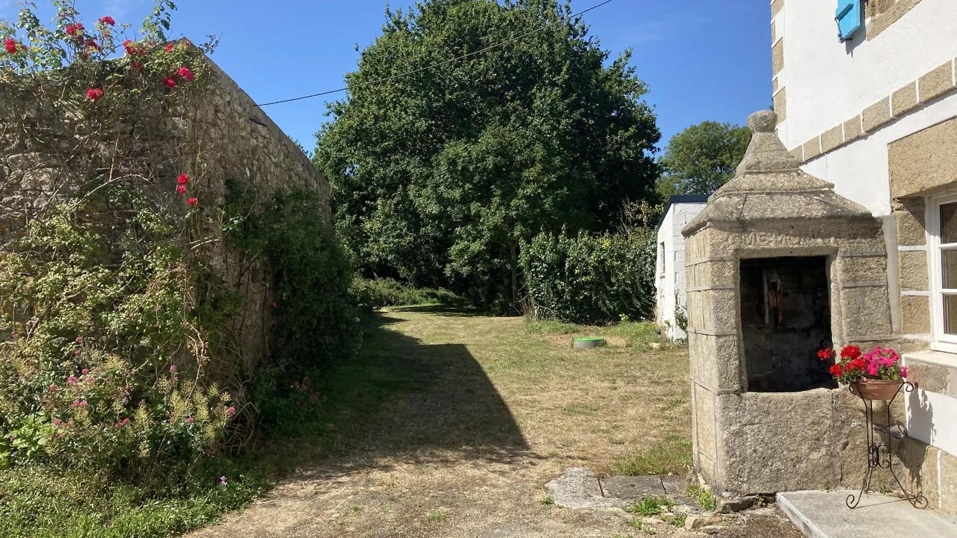711- Spacieuse Ferme Bretonne Avec Sauna Et Grand Beuzec-Cap-Sizun
