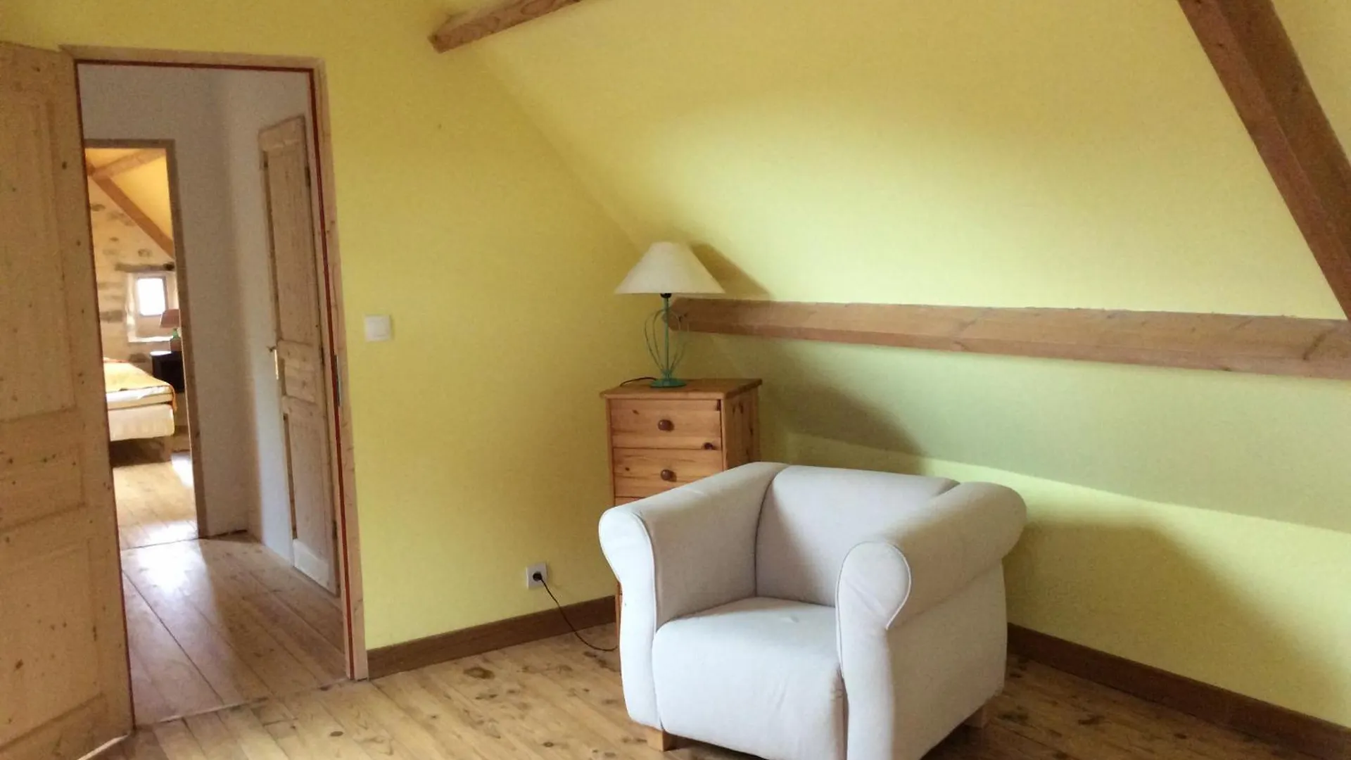 711- Spacieuse Ferme Bretonne Avec Sauna Et Grand Beuzec-Cap-Sizun 0*,  France