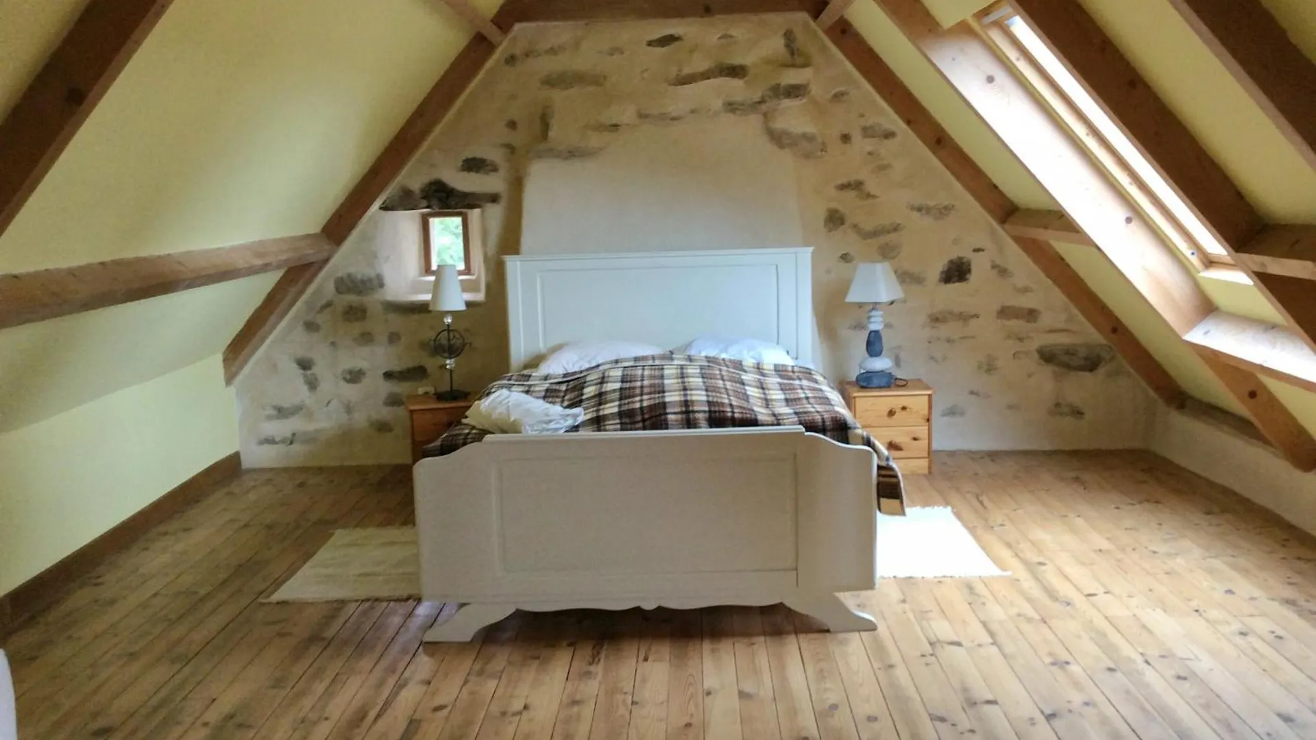 Holiday home 711- Spacieuse Ferme Bretonne Avec Sauna Et Grand Beuzec-Cap-Sizun