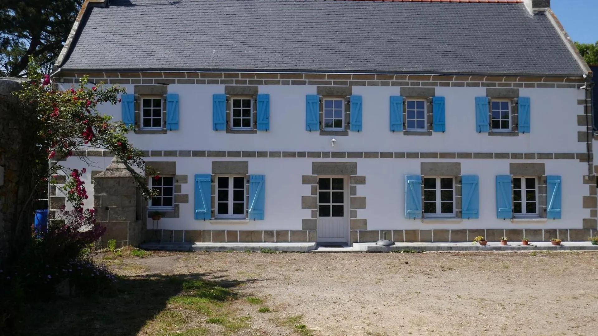 Holiday home 711- Spacieuse Ferme Bretonne Avec Sauna Et Grand Beuzec-Cap-Sizun