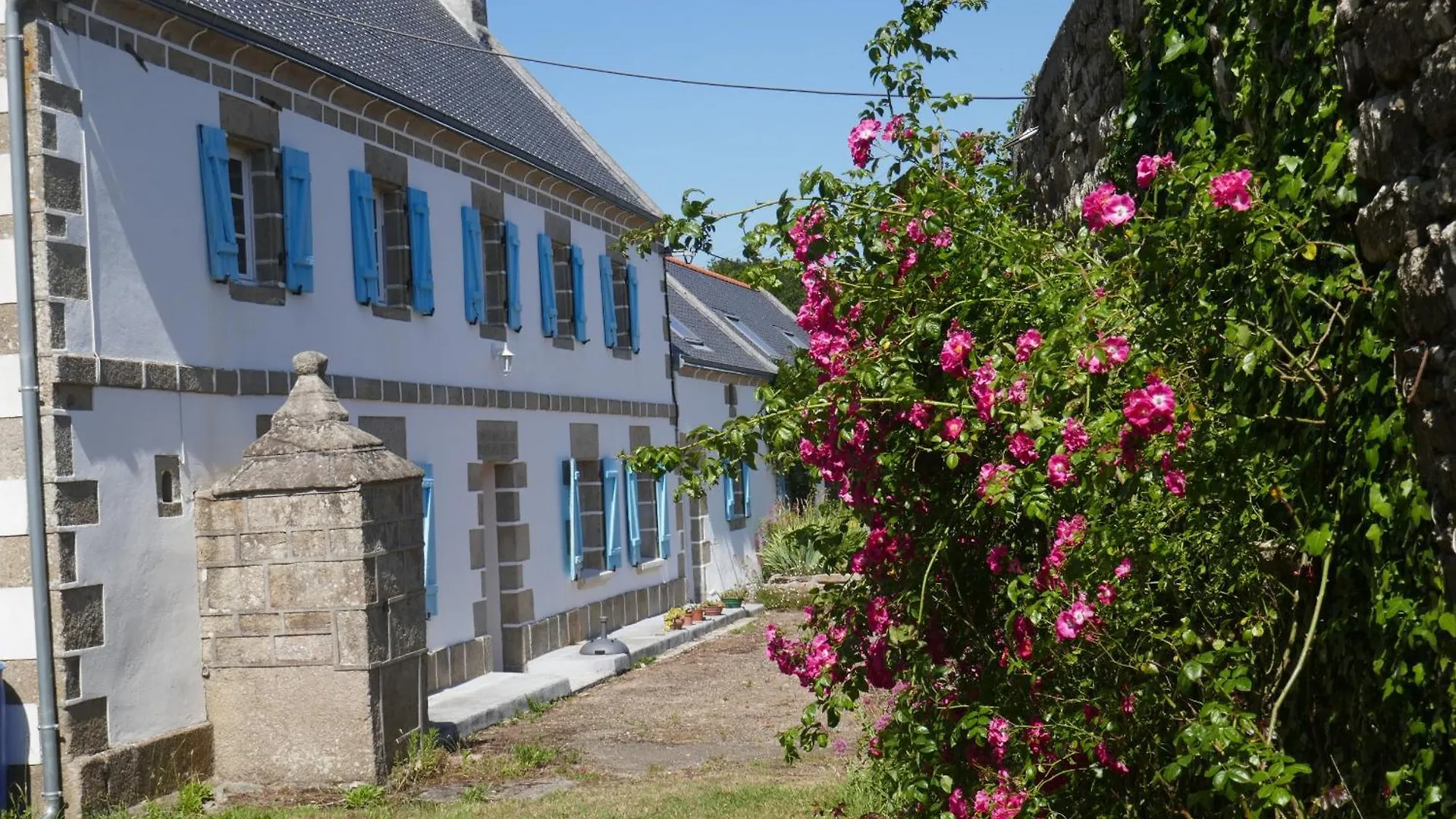 711- Spacieuse Ferme Bretonne Avec Sauna Et Grand Beuzec-Cap-Sizun 0*,